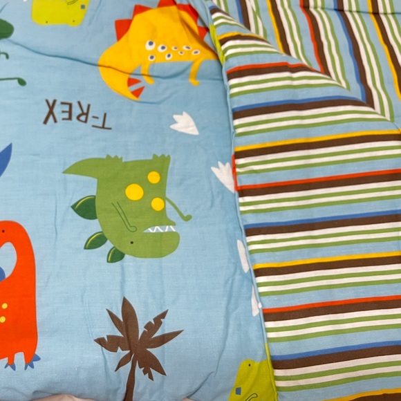 Full size Dinosaur Comforter & Sheet Set - Picture 3 of 7